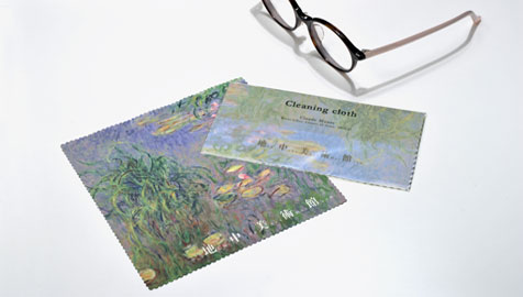 モネ「睡蓮-草の茂み-」クリーニングクロス　509円（税込）