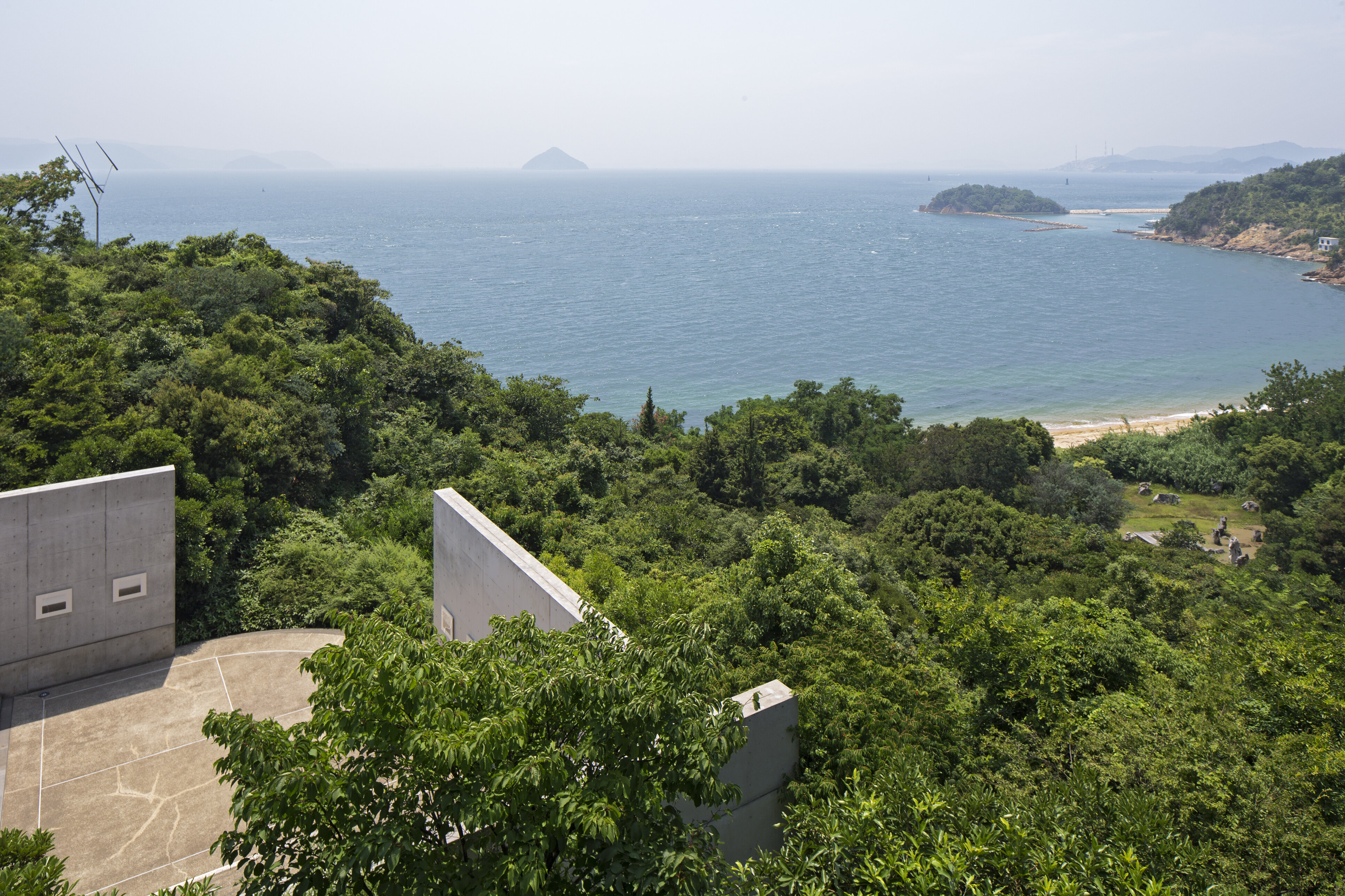 直島鑑賞ツアー
