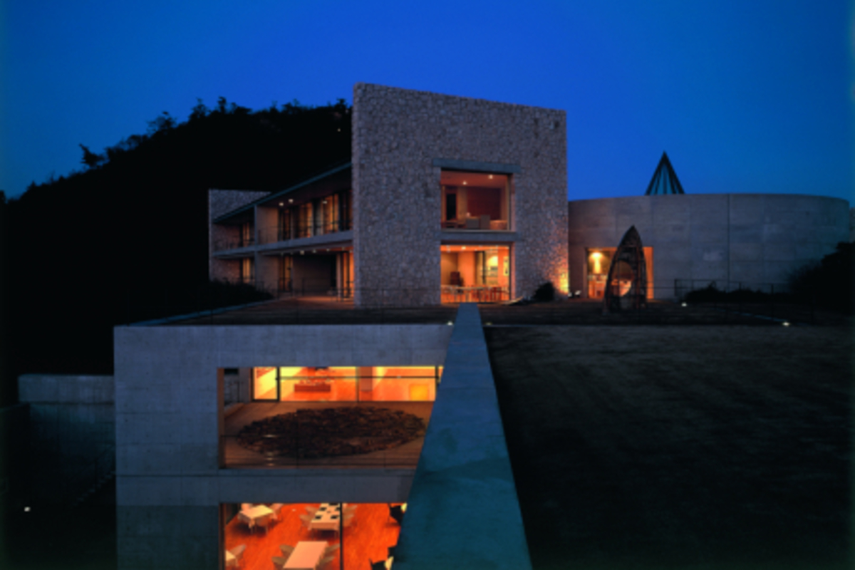 寄稿「『来し方行く末』を考える」青野尚子 ブログ ベネッセアートサイト直島