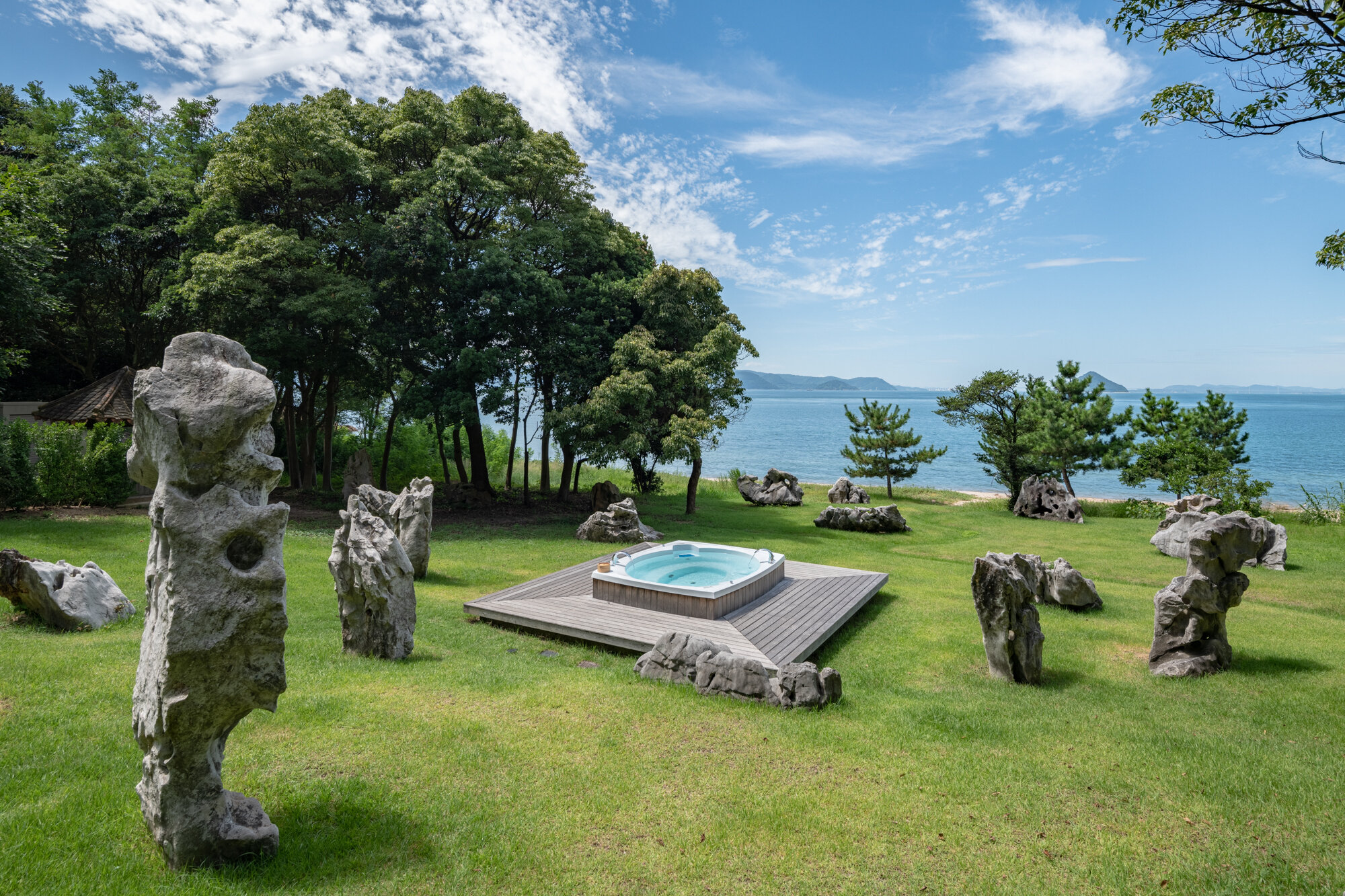 
                                  Cultural Melting Bath: <br>Project for Naoshima